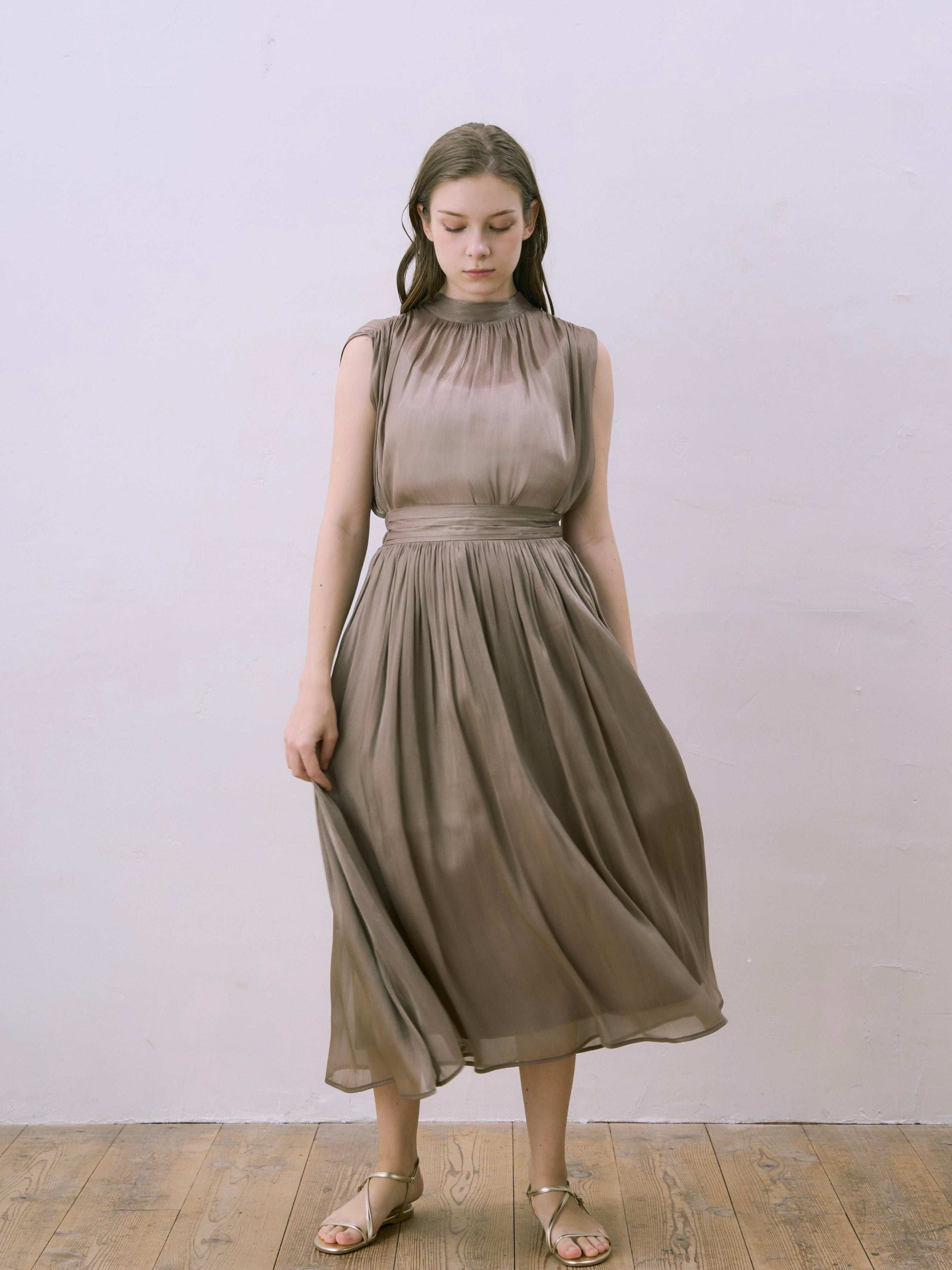 shiny flare skirt