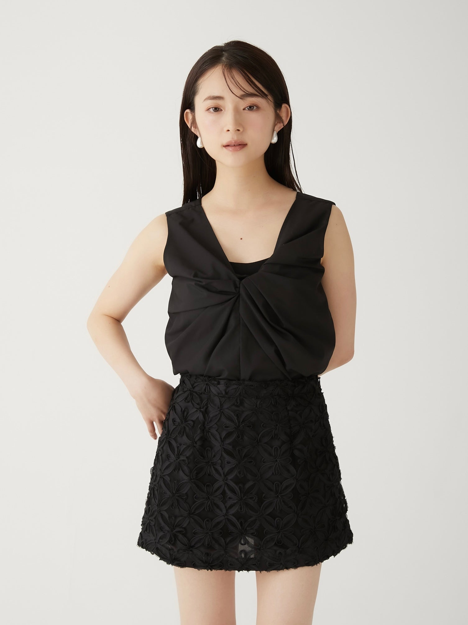 lace mini skirt