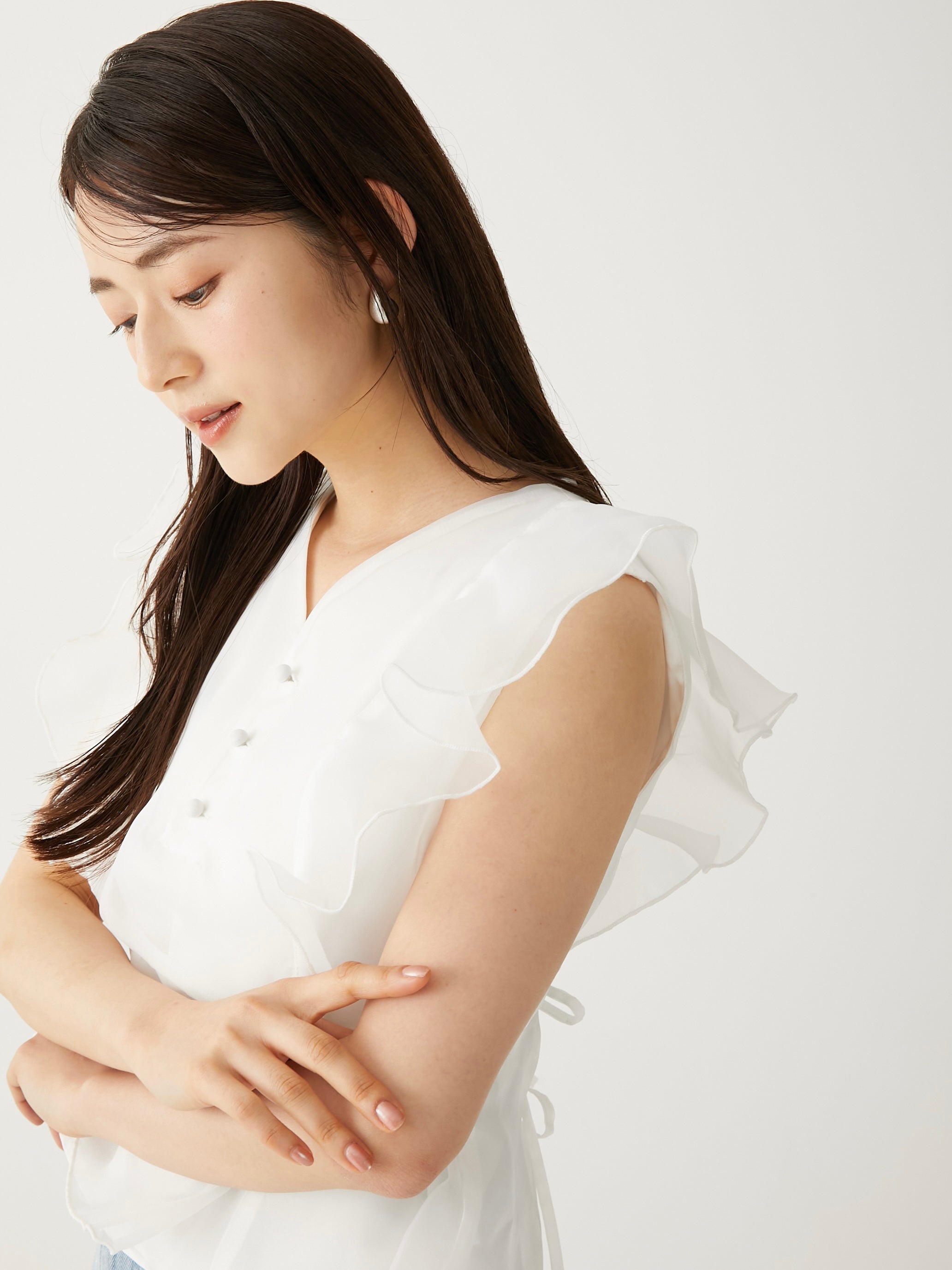 organdy frill blouse