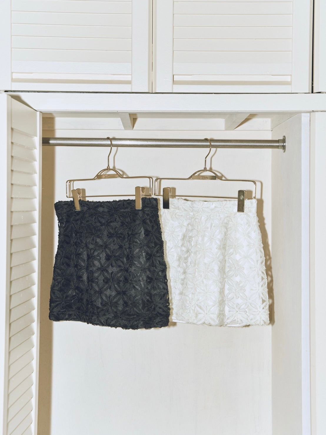 lace mini skirt